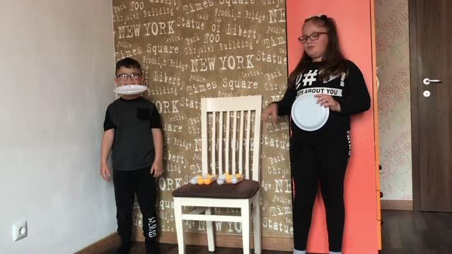 Lojëra atraktive në shtëpi 1.MOV